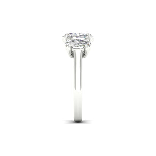 5.00 Carat T.W. Oval-cut Lab Grown Diamond ( G-H/VS ) 14K Gold 3 Stone Ring